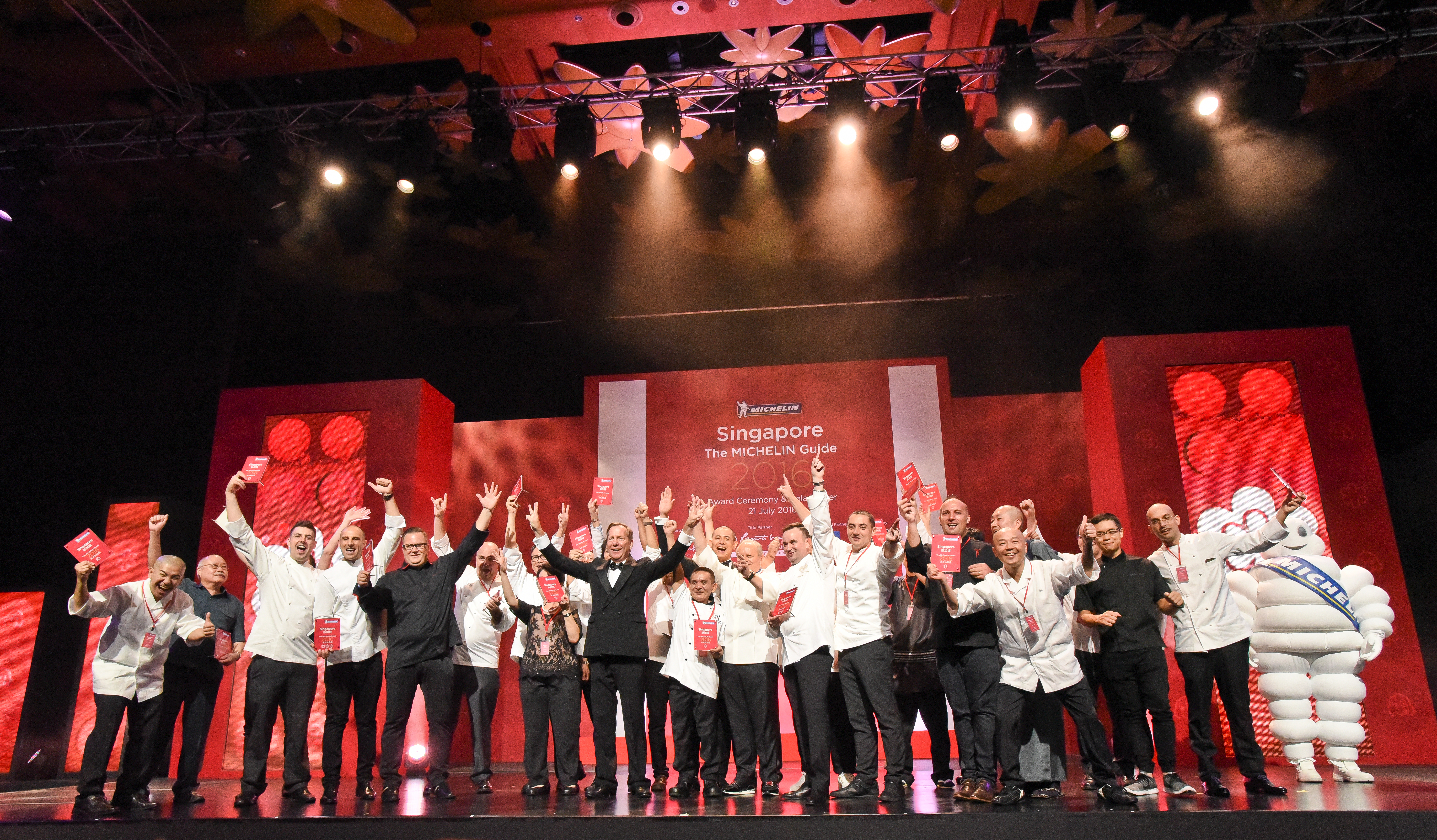 Michelin announced the first selection of the MICHELIN guide Singapore 2016-2